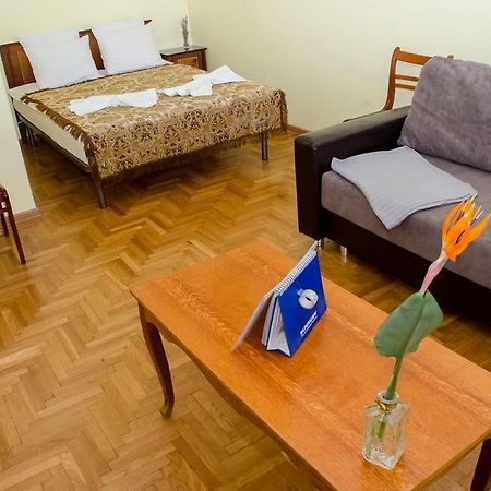 Apartament Na Adamkovskoy Leilighet Brest Eksteriør bilde